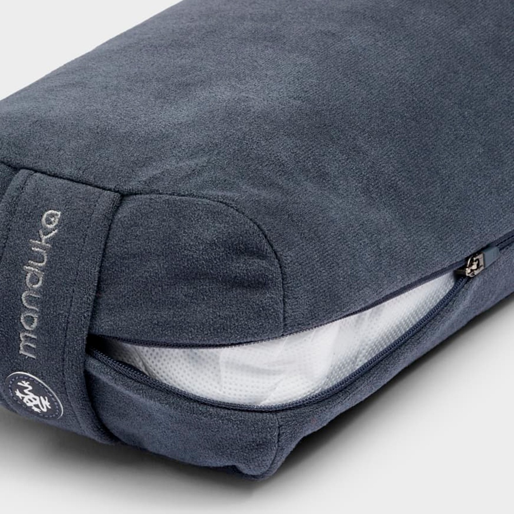 Gối tập yoga Manduka Enlight Lean Bolster