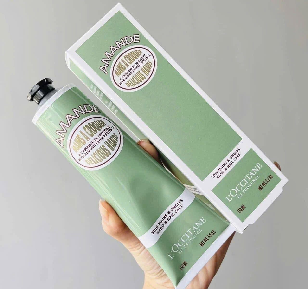 TUÝP KEM DƯỠNG DA BÀN TAY L’OCCITANE HẠNH NHÂN 150ml