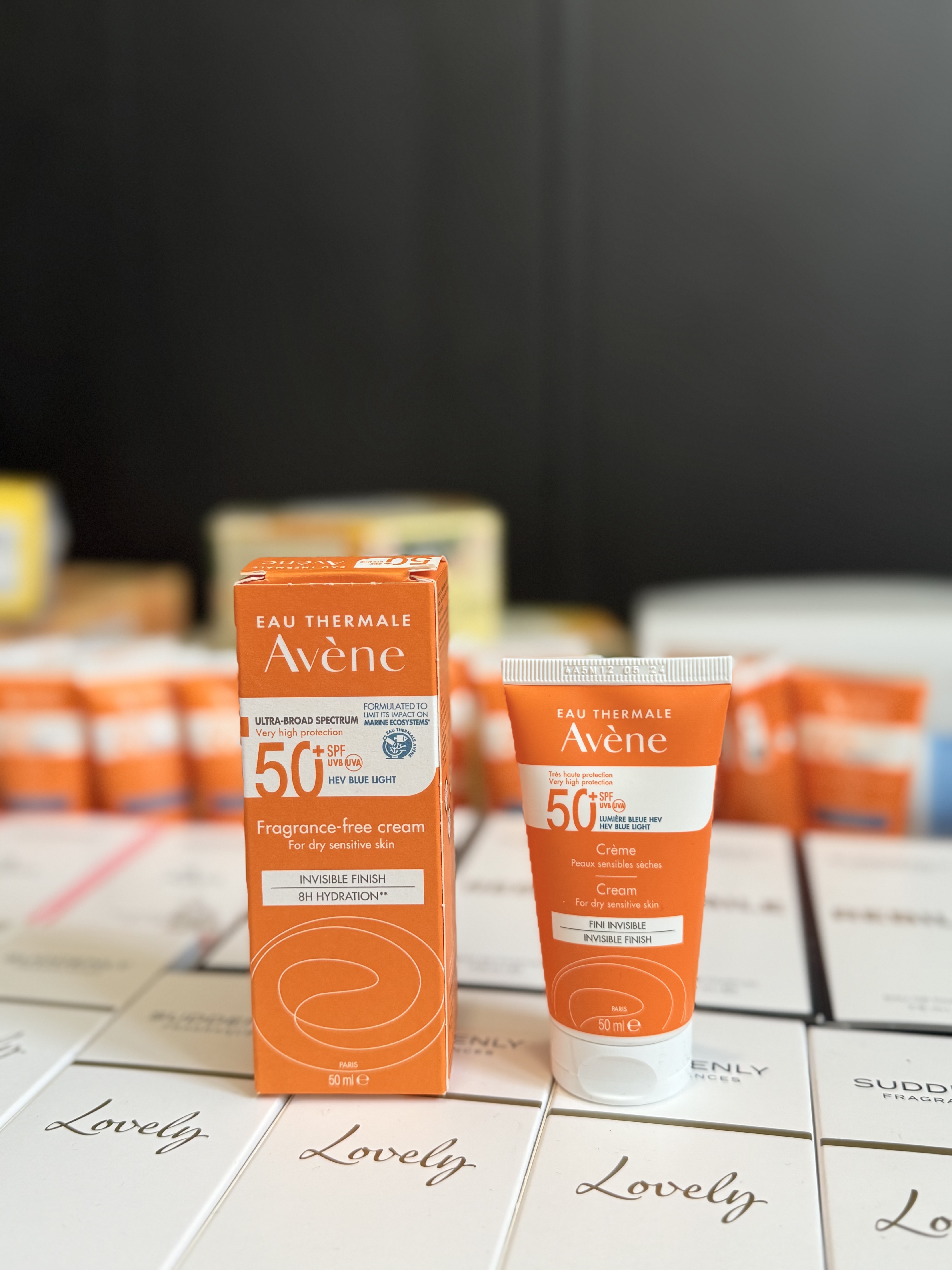 KEM CHỐNG NẮNG AVENE CRÈME da bình thường thiên khô 50ml