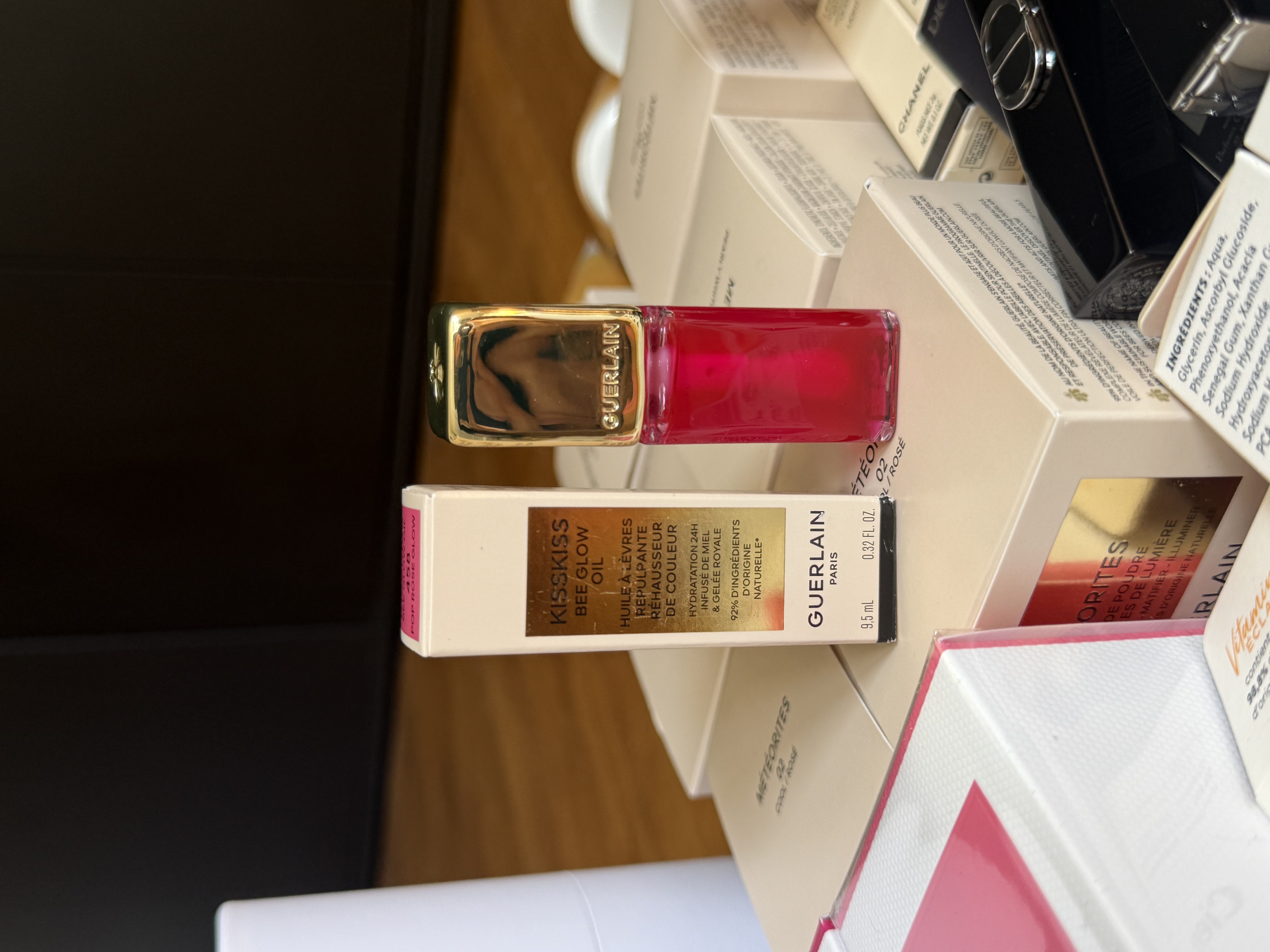 SON DƯỠNG MÔI KISSKISS BEE GLOW OIL GUERLAIN màu 458