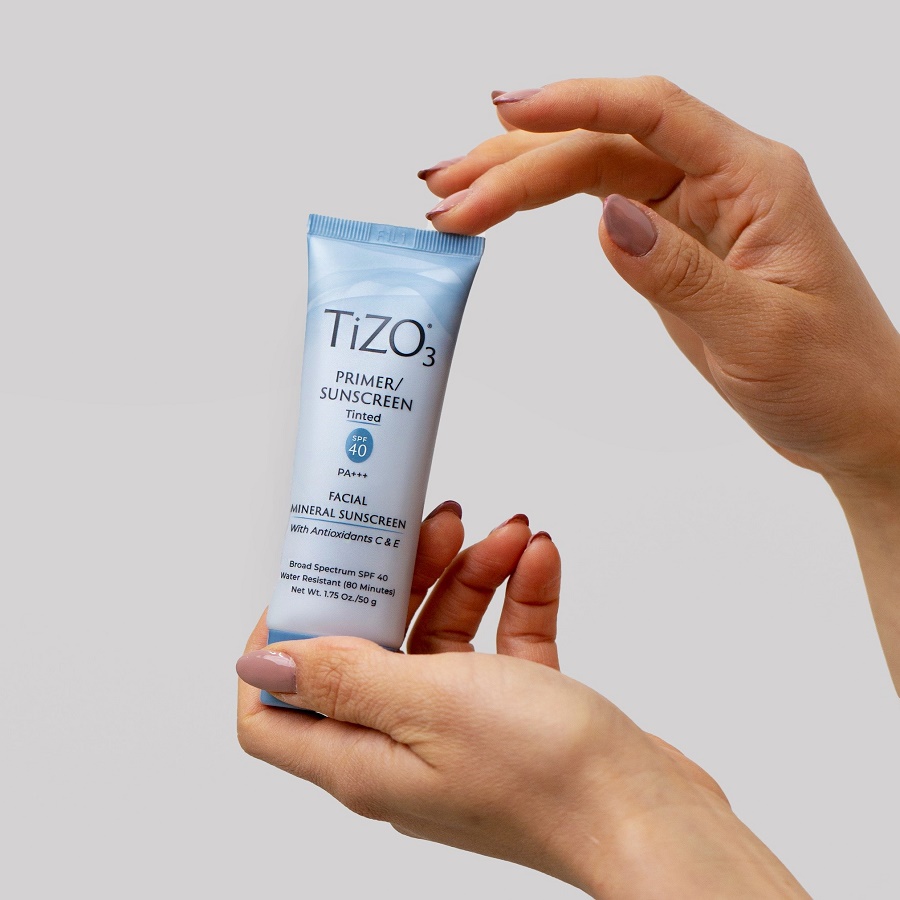 Kem chống nắng khoáng chất TiZO3 kiêm kem lót có màu SPF40 PA+++ 50g 2