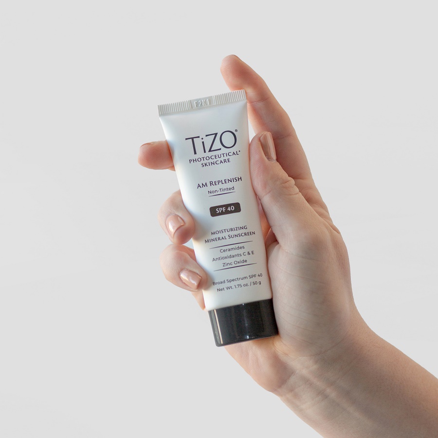 Kem chống nắng khoáng chất TiZO Photoceutical Skincare dưỡng ẩm không màu SPF40 50g 1