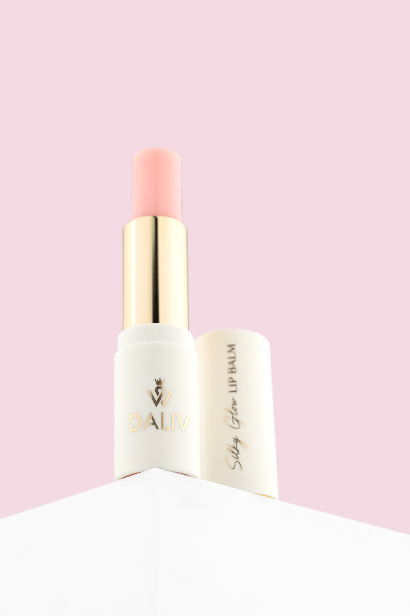 Son-duong-moi-Daliv-Silky-Glow-mau-hong-duong-am-lam-mem-moi-4-5g_Daliv-pink-1.jpg