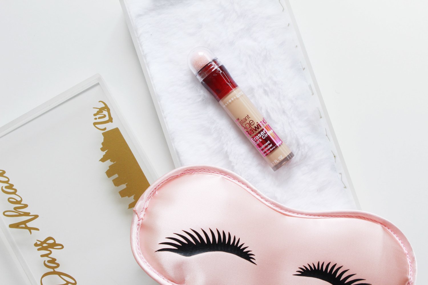 Maybeline Instant Age Rewind Treatmemt Makeup