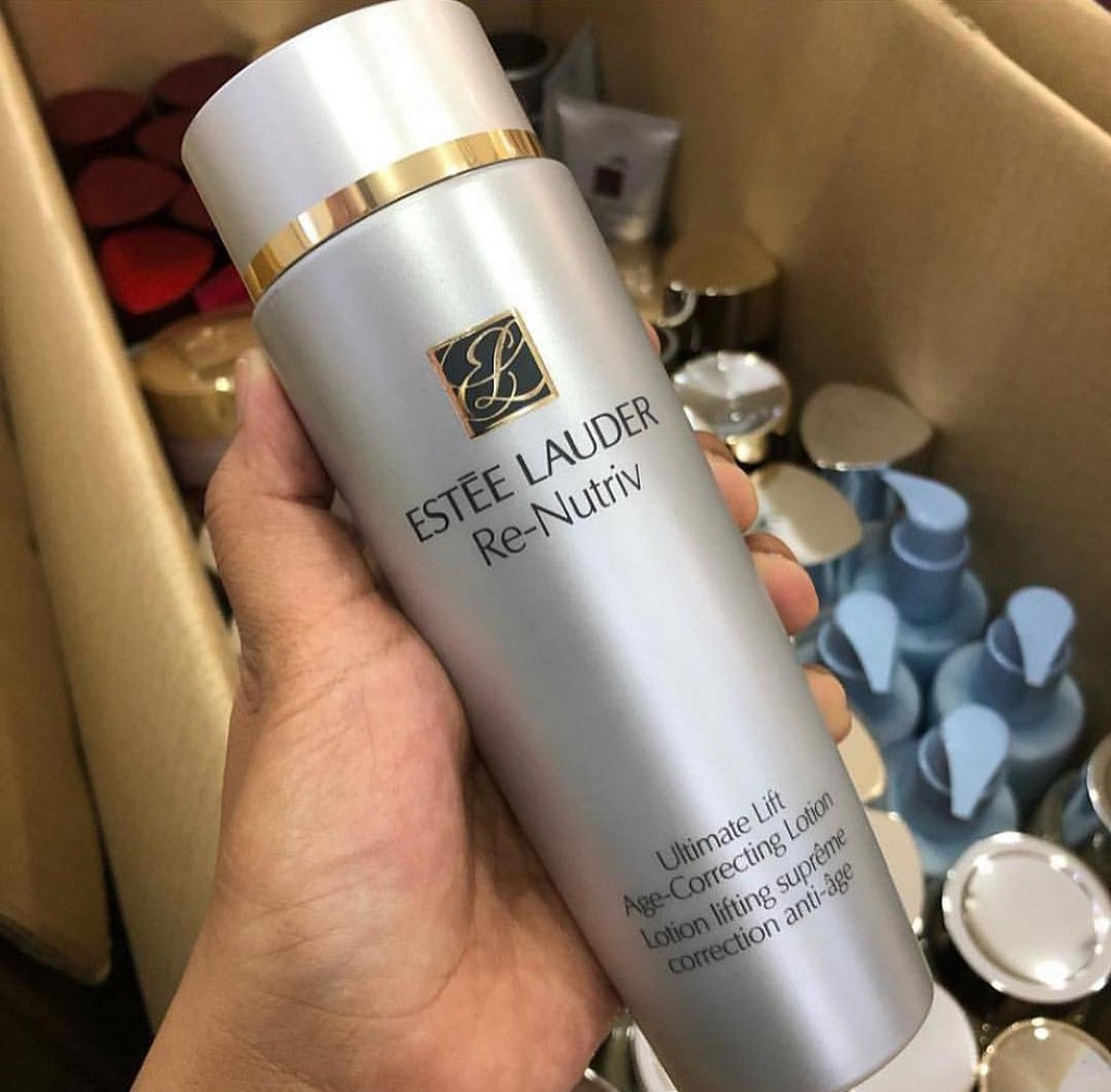 Estee Lauder re-nutriv lotion