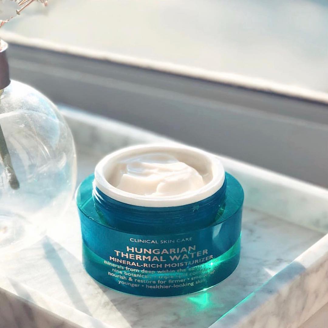 Mask cấp ẩm và làm dịu da Peter Thomas Roth Hungarian