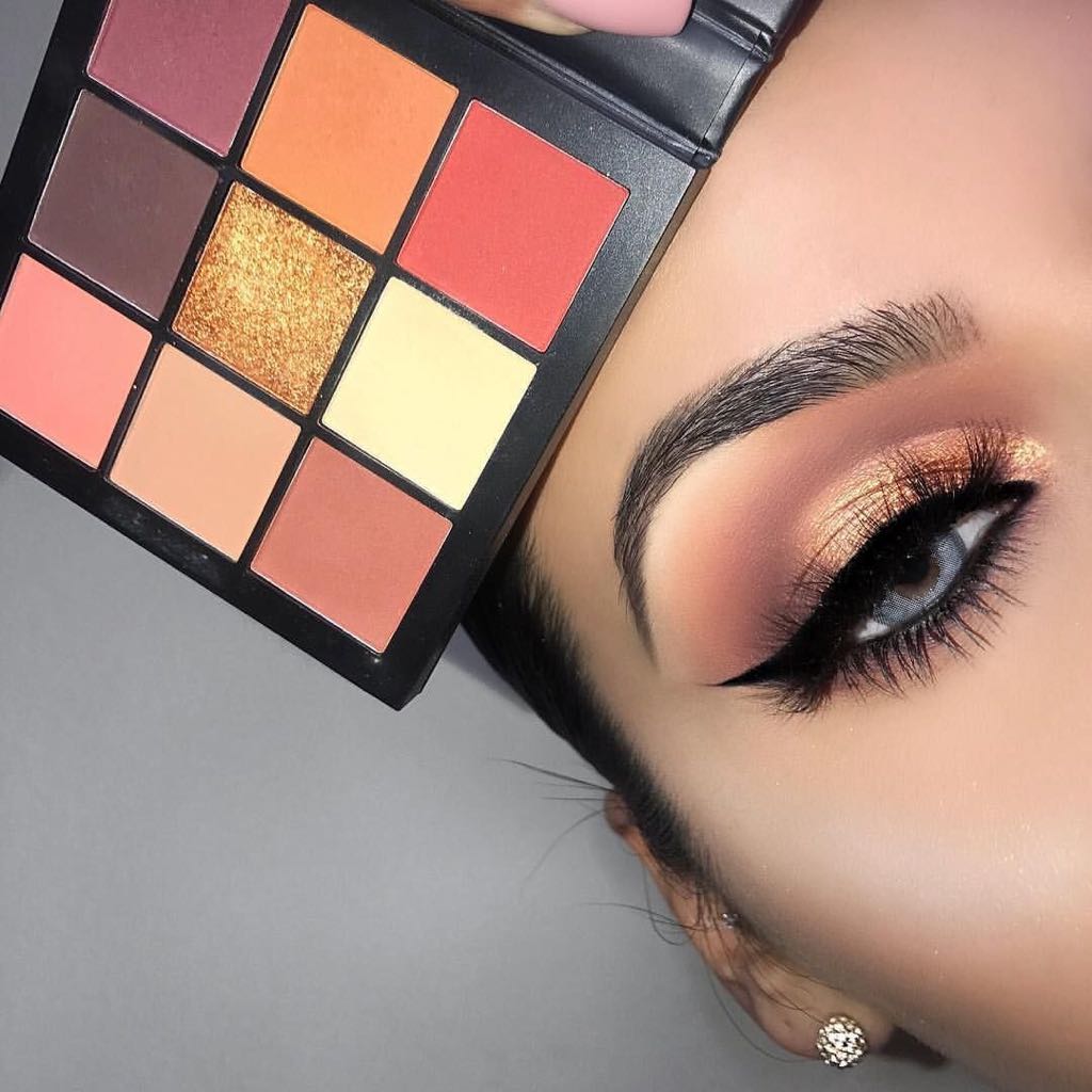 Bảng phấn mắt Huda Beauty Warm Brown Obsessions