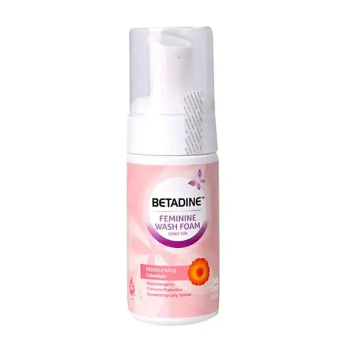 Bọt vệ sinh phụ nữ Betadine Feminine Wash Foam Daily Use Moisturising Calendula (100ml).webp