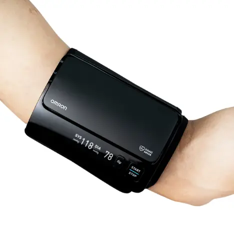 Máy đo huyết áp bắp tay không dây Omron HEM 7600T.webp