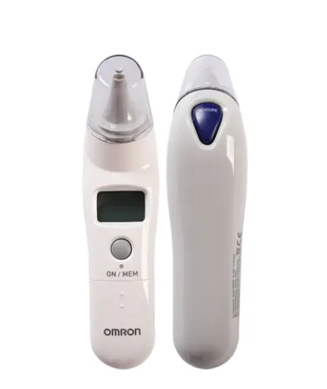 Nhiệt kế đo tai OMRON TH-839S.jpg