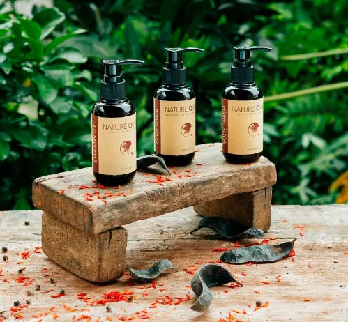 Sữa tắm thảo dược Nature Queen - (Chai 100ml).jpg