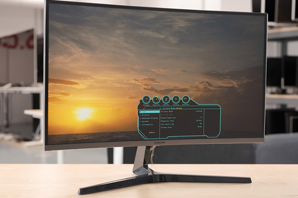 Test máy tính trước khi mua để phát hiện lỗi