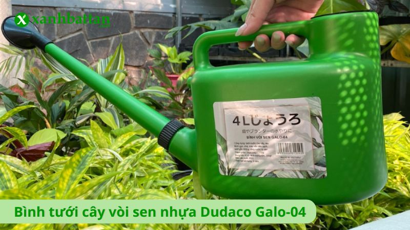 Bình tưới cây vòi sen nhựa Dudaco Galo-04