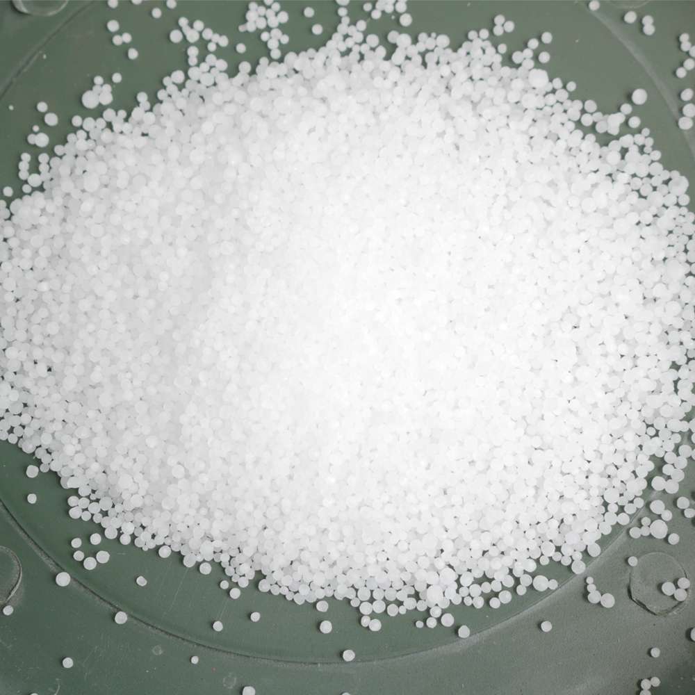 Phân Bón Ure Cung Cấp Đạm Và Kích Chồi Lá Cho Cây Trồng