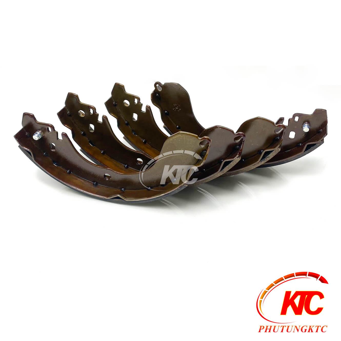 Bố thắng sau hàng MK, K1264