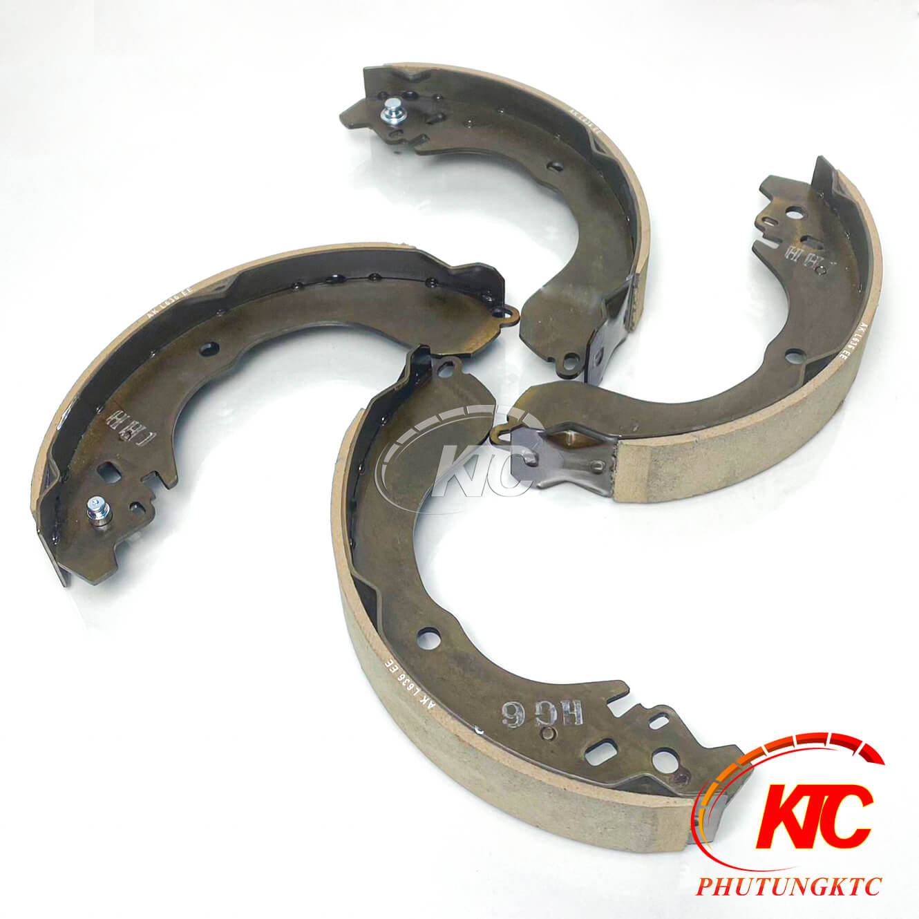 Bố thắng sau Xpander hãng MITSUBISHI, 4600A259