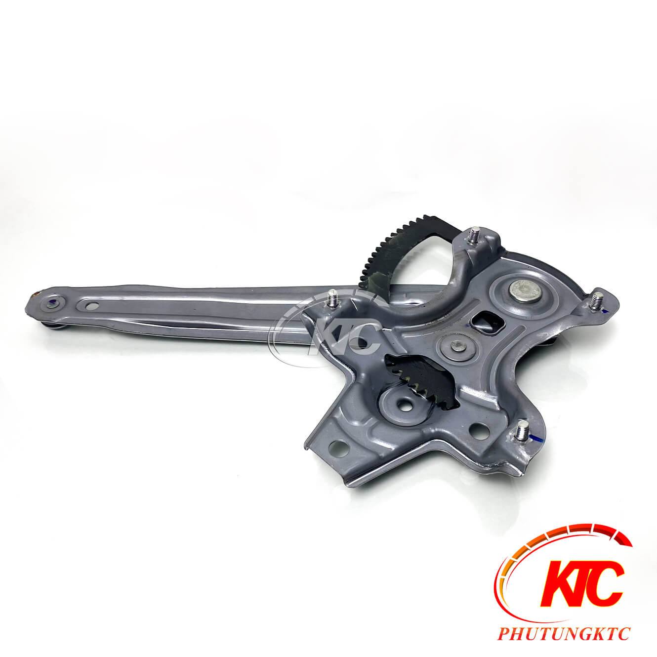 Compa nâng kính sau RH hãng HYUNDAI, 83404B4010