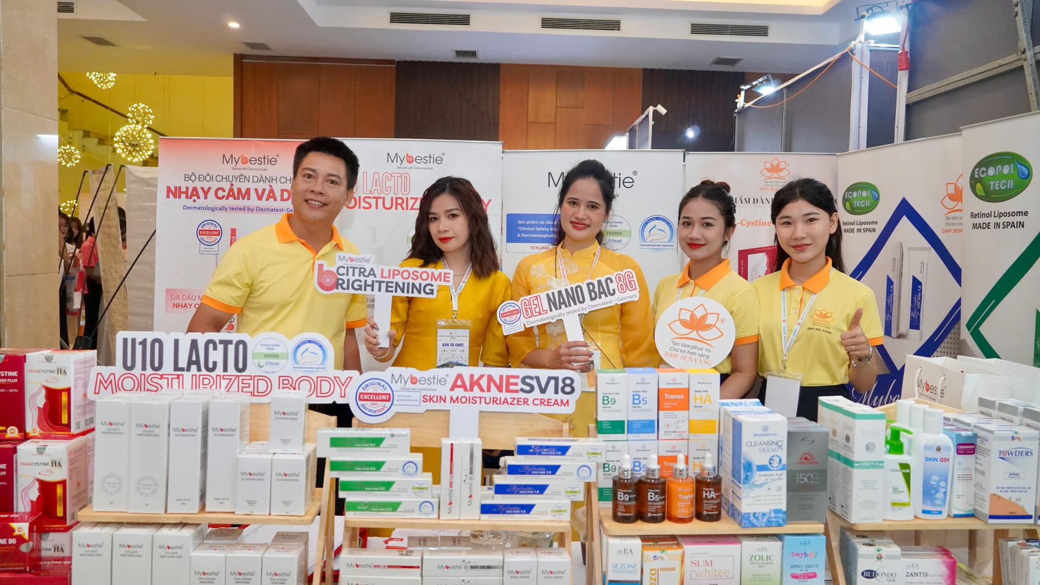 DMP SEN VÀNG THAM DỰ HỘI NGHỊ DA LIỄU MIỀN TRUNG - TÂY NGUYÊN LẦN THỨ 27