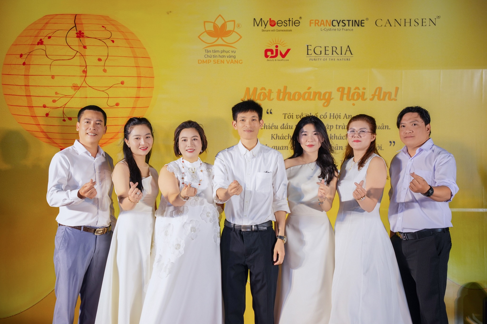 DEM-TIEC-THAN-MAT-CUNG-DUOC-MY-PHAM-SEN-VANG-TAI-NESTA-HOI-AN-RESORT-amp-SPA_584959543_1478170740980971_5280820095528450312_n-4.jpg