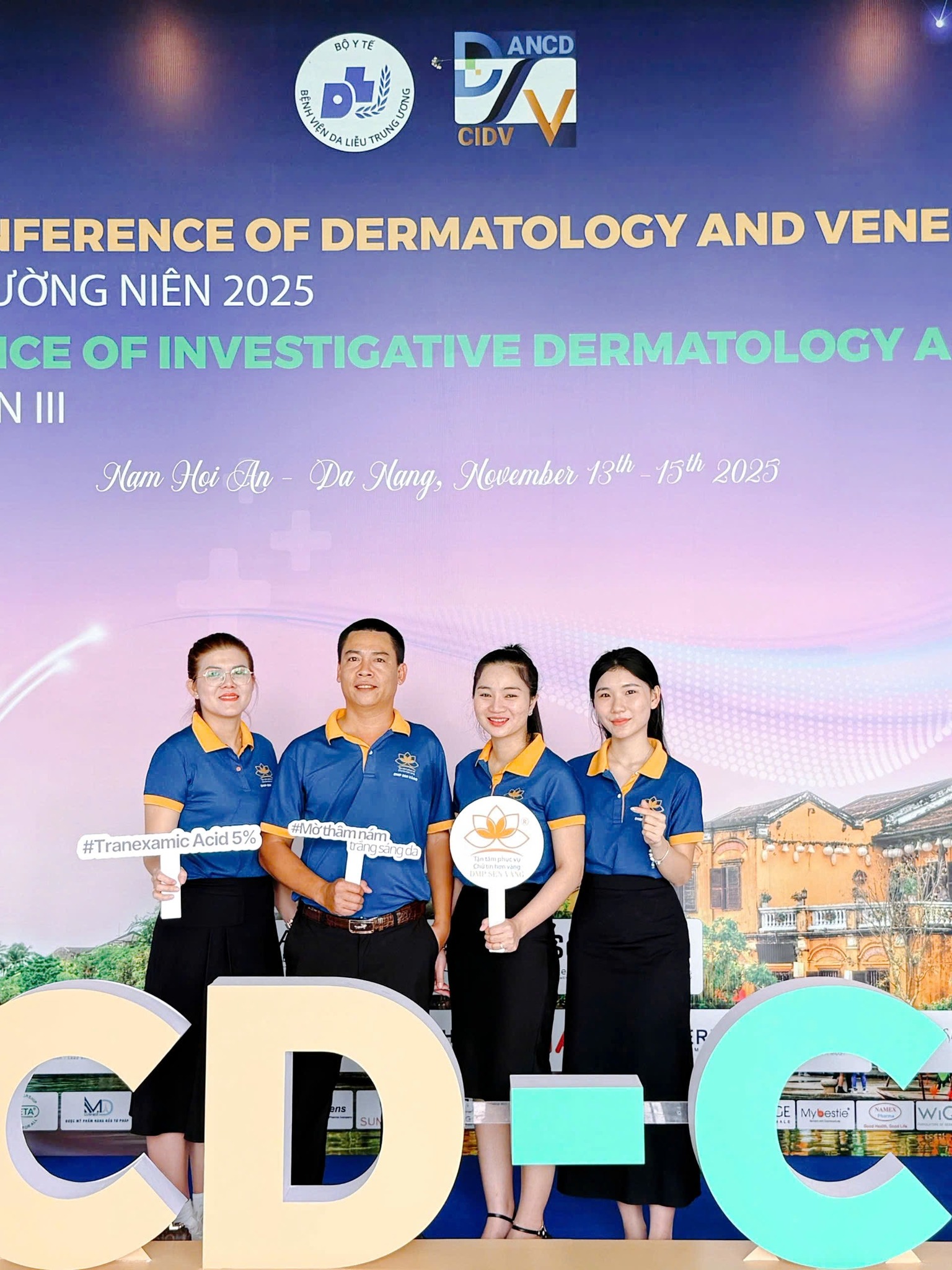 DMP-SEN-VANG-DA-CO-MAT-TAI-HOI-NGHI-DA-LIEU-TOAN-QUOC-THUONG-NIEN-2025_581317152_1470889305042448_2267946925602139061_n.jpg