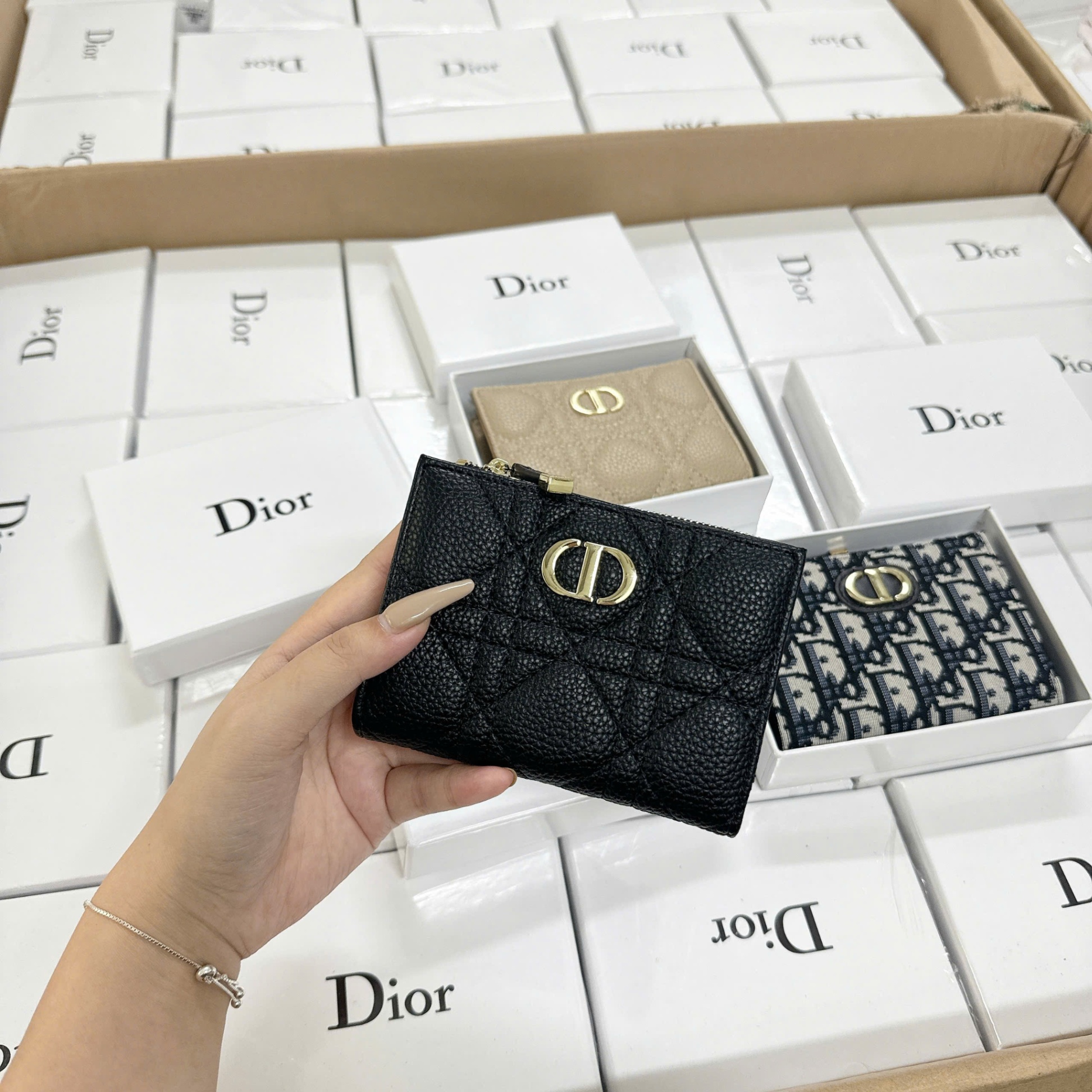 D8437# Ví Dior ngắn fullbox