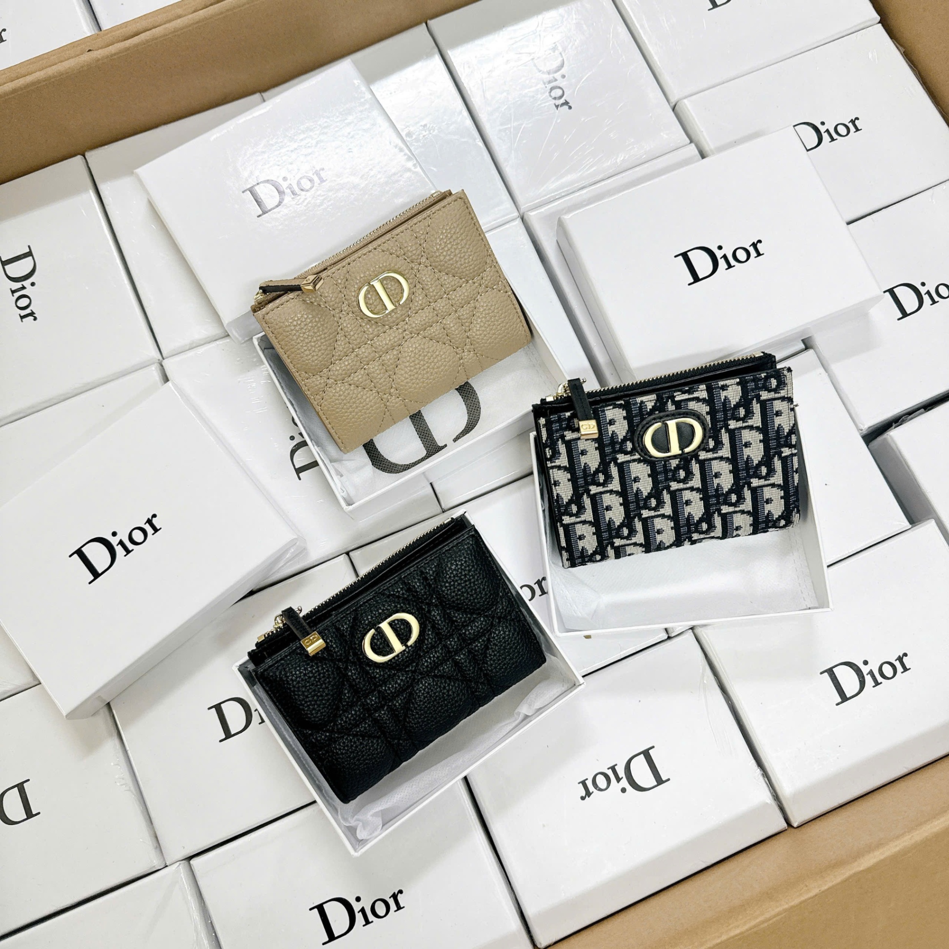 D8437# Ví Dior ngắn fullbox