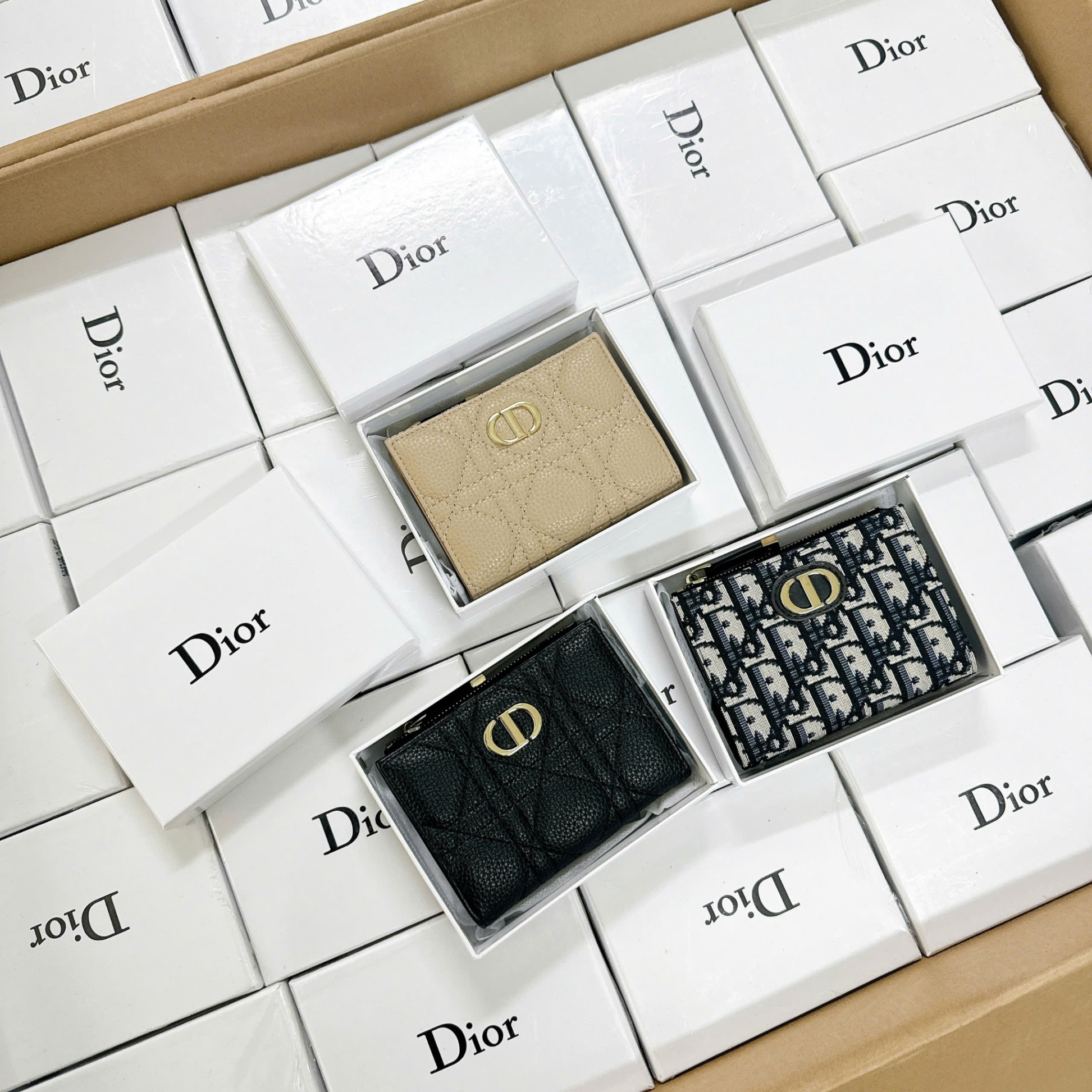 D8437# Ví Dior ngắn fullbox