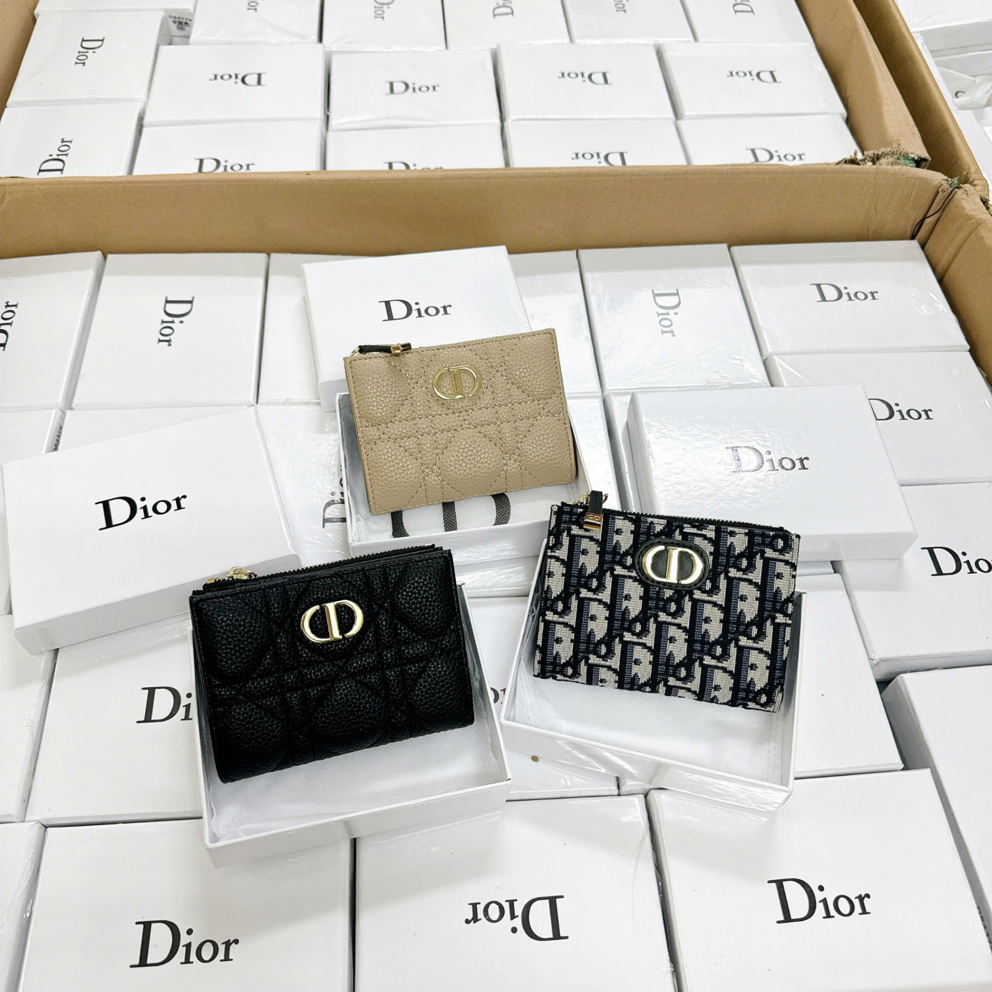 D8437# Ví Dior ngắn fullbox