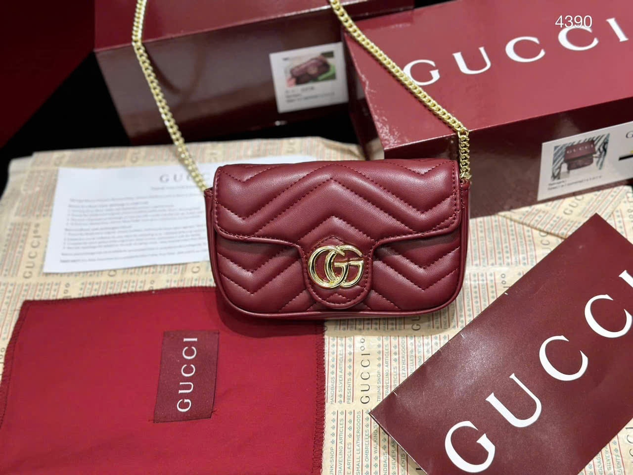 476433# Túi Gucci mini SPV box nam châm