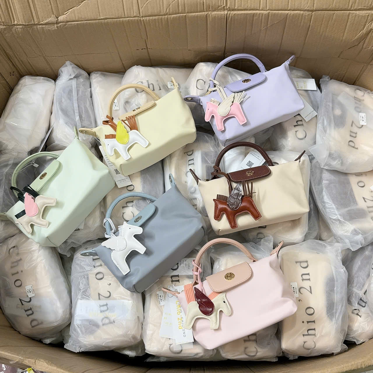 HS124# Túi Chio'2nd charm ngựa