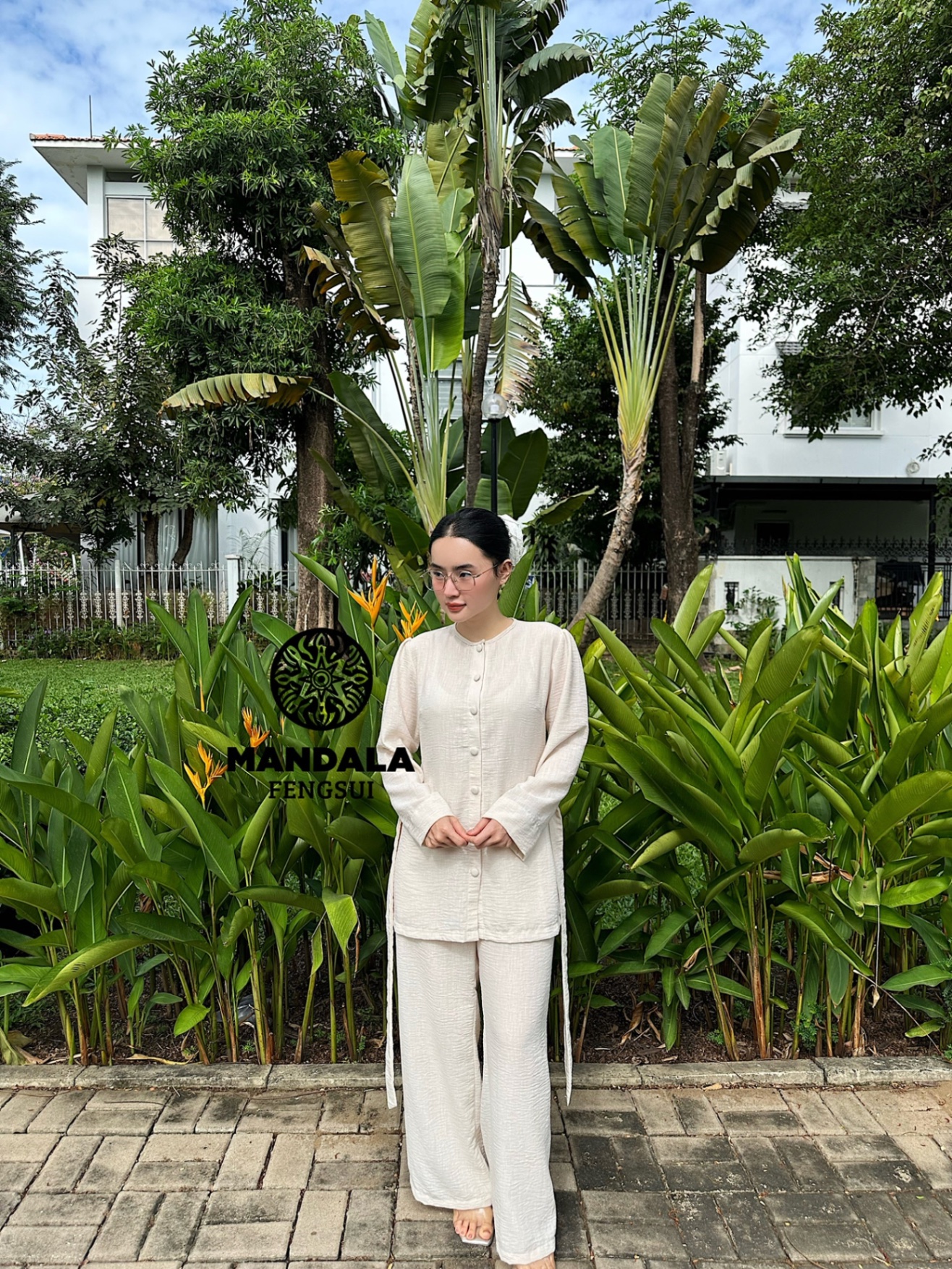 Trang Phục Lan Chi