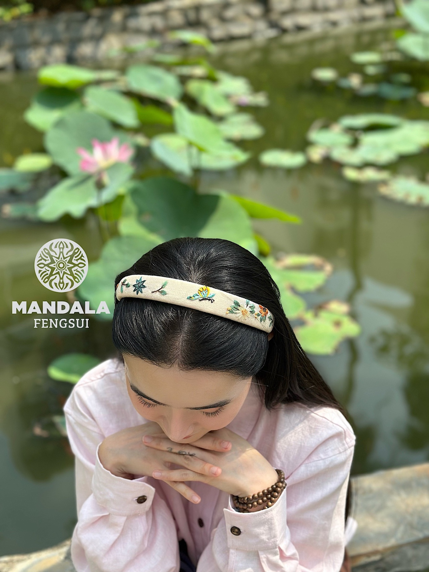 Băng đô thêu tay vintage màu kem Mandala – Phụ kiện tóc thủ công cao cấp