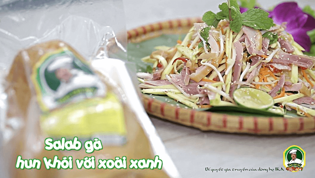 thịt hun khói trộn salad