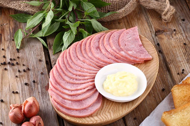 Ăn trực tiếp là cách ăn jambon xông khói ngon và tiện lợi nhất