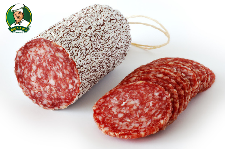 Salami-la-gi-An-salami-co-tot-khong-Cach-che-bien-mon-an-tu-Salami-thom-ngon-hap-dan-2.png