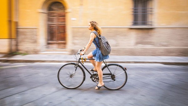 Góc máy lia ngang (Panning Shot)