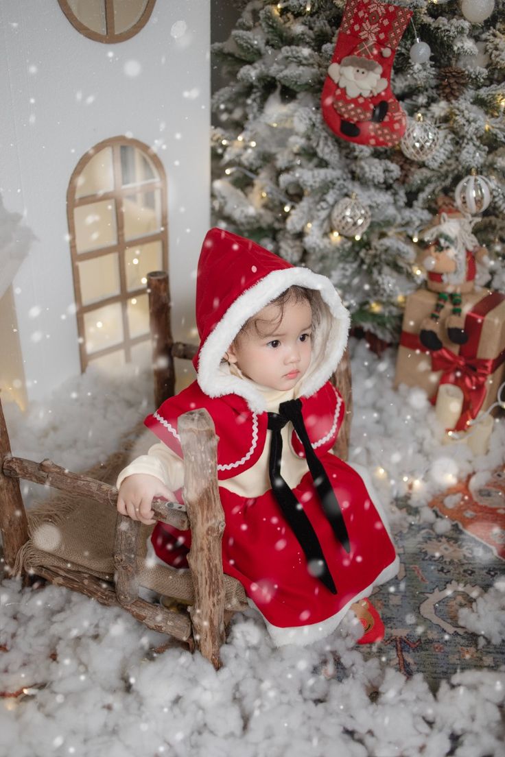 Concept ông già noel được bố mẹ yêu thích và được lựa chọn nhiều nhất khi chụp ảnh noel cho bé