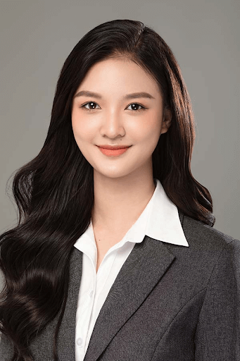 Chụp ảnh cv đẹp tại Studio