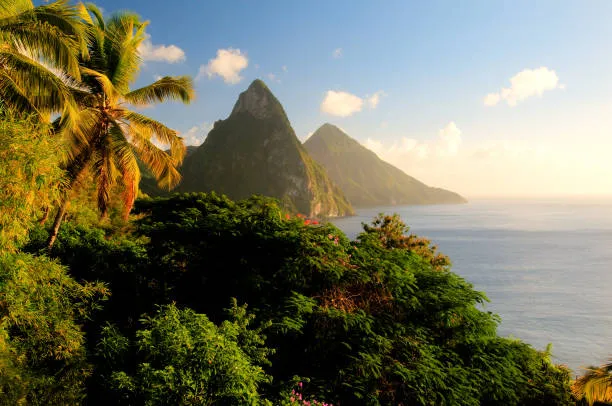 Pitons, St. Lucia - địa điểm du lịch nước ngoài lý tưởng