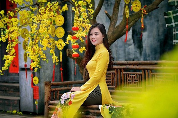 Lưu ý khi chụp hình tết với áo dài