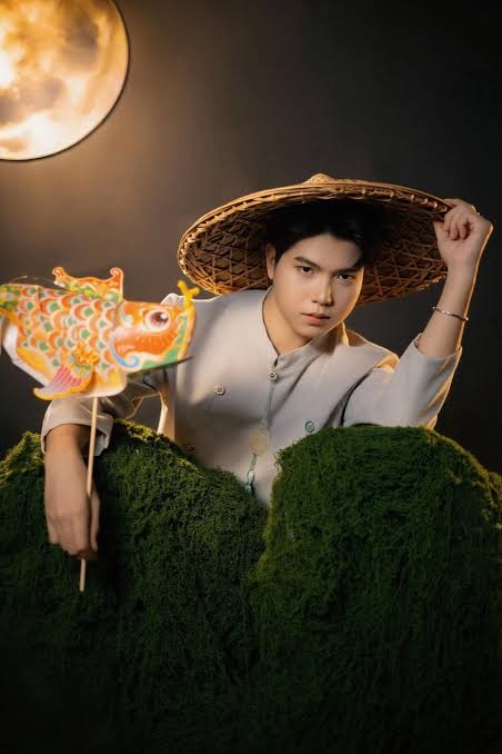 Bộ ảnh trung thu nam đơn giản
