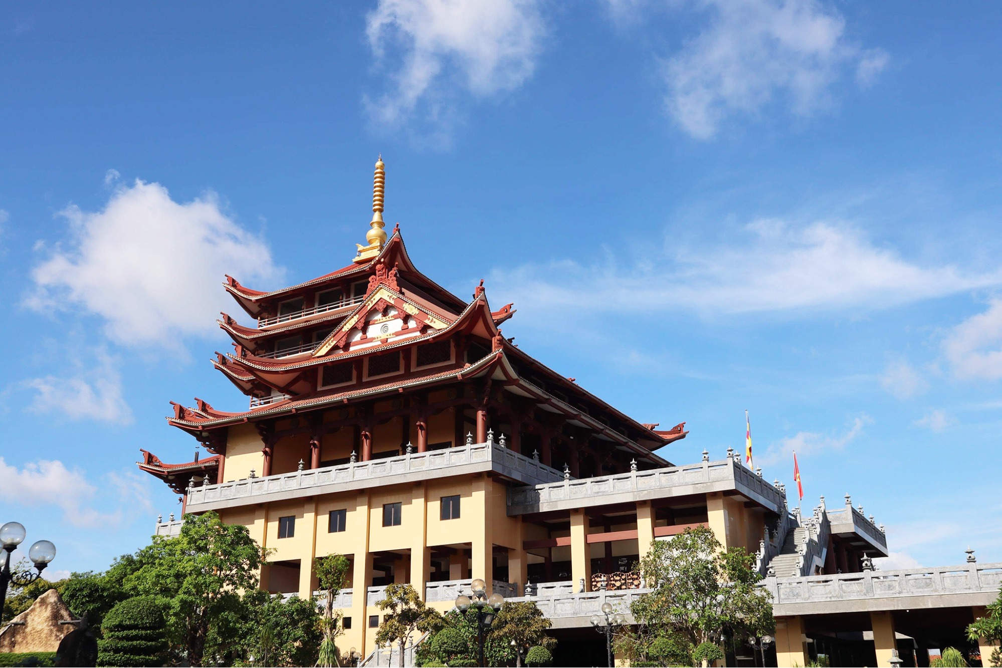 Chùa Huê Nghiêm