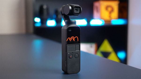 DJI Osmo Pocket là camera tích hợp gimbal chống rung