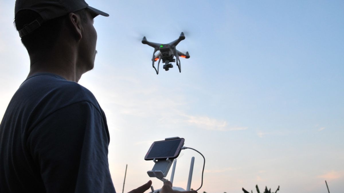 Một giấy phép bay flycam có thể sử dụng cho nhiều địa điểm khác nhau được không?