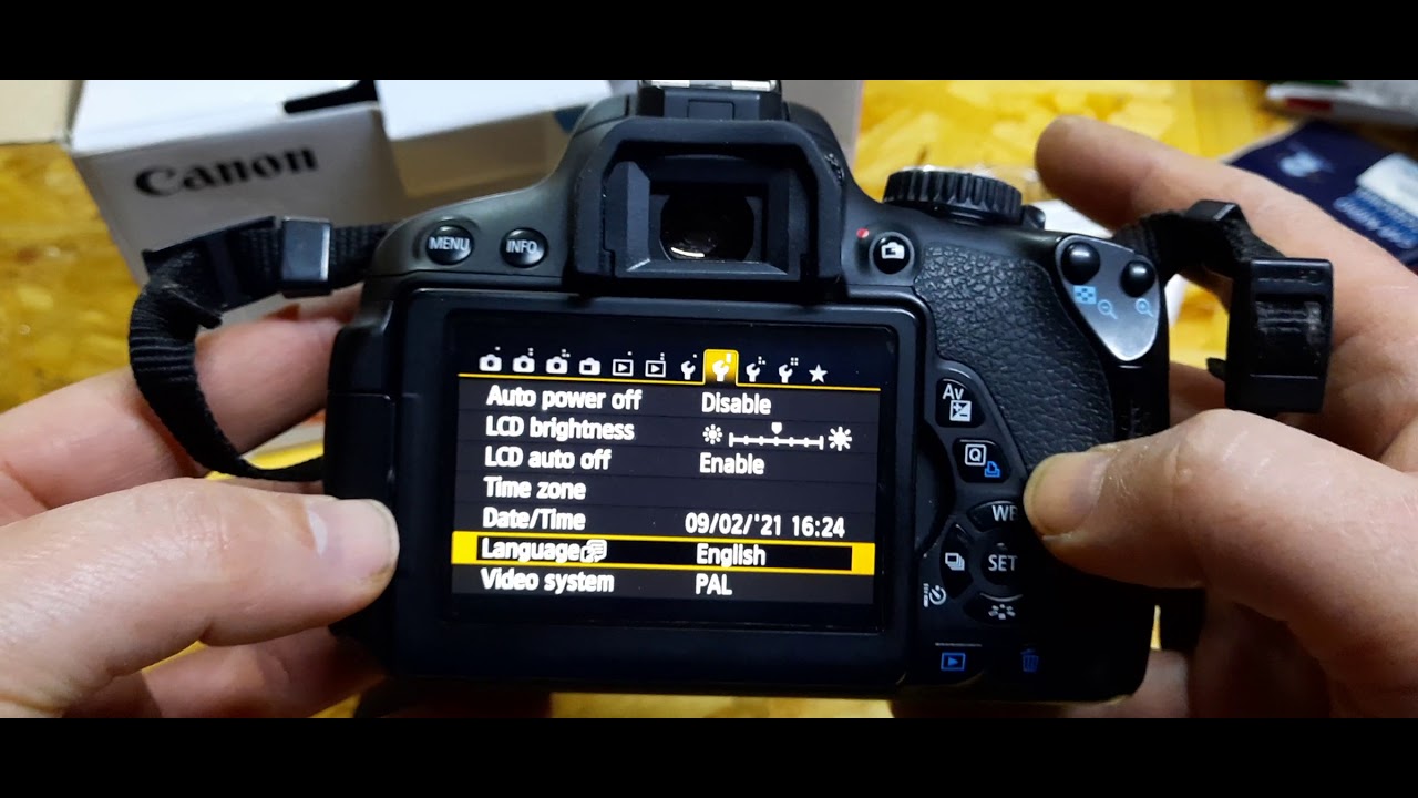 Màn hình hình điều khiển của máy Canon