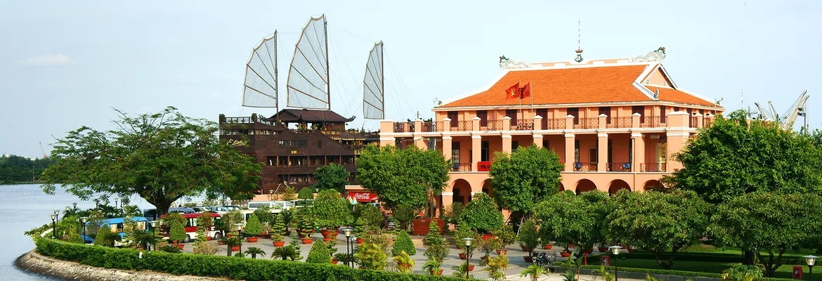 Bến Nhà Rồng – Bảo tàng Hồ Chí Minh
