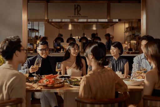 Bữa tối ấm cúng bên gia đình