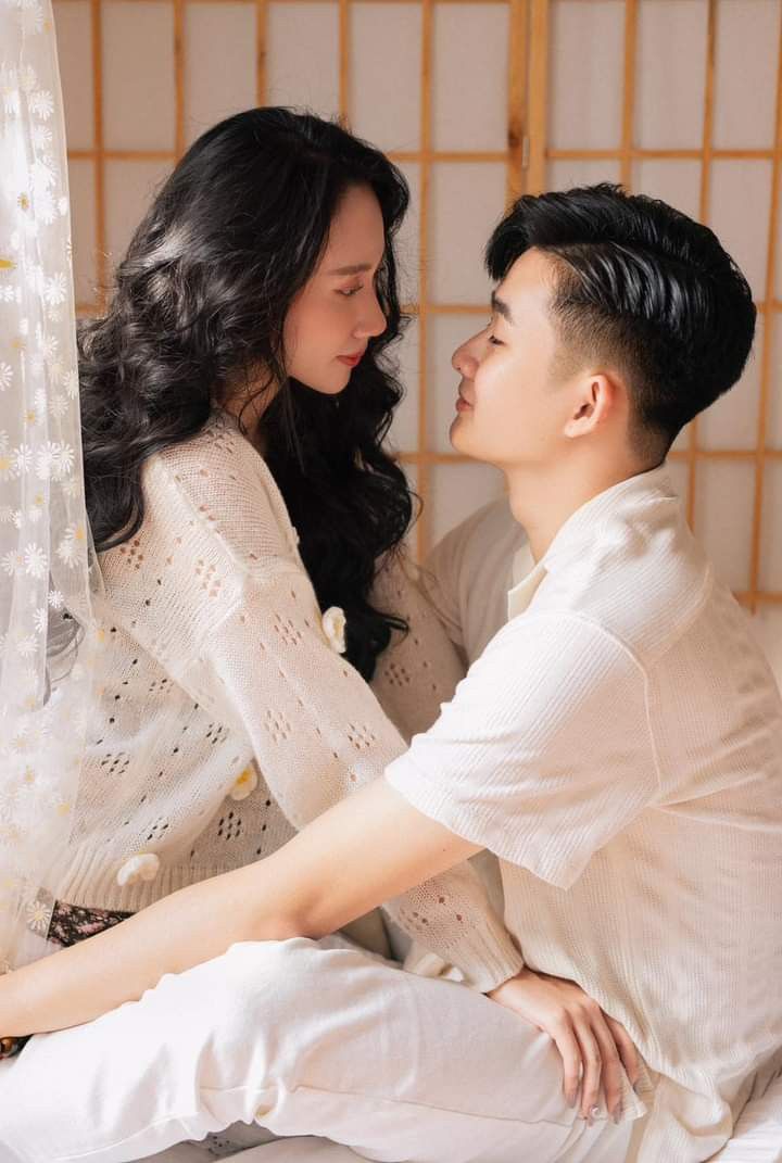 Chẳng ai có thể giấu được ánh mắt ngọt ngào dành cho người mình yêu