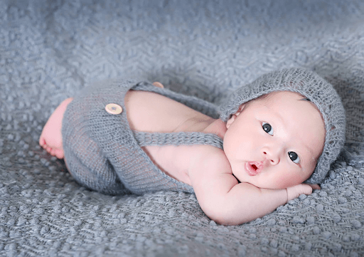 Chụp ảnh “em đẹp tự nhiên” cho em bé 1 tháng tuổi