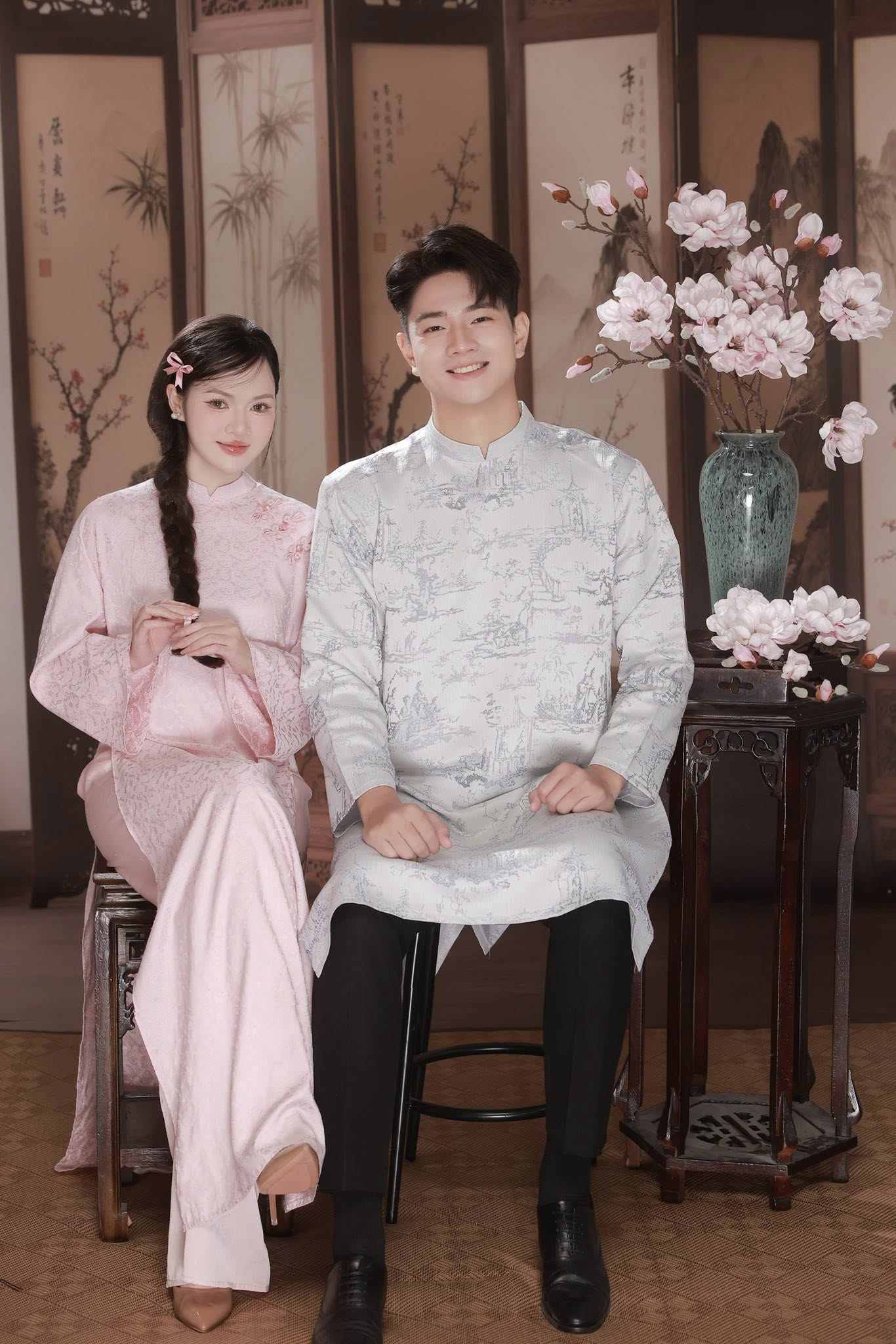 Chụp ảnh tết cho cặp đôi với áo dài